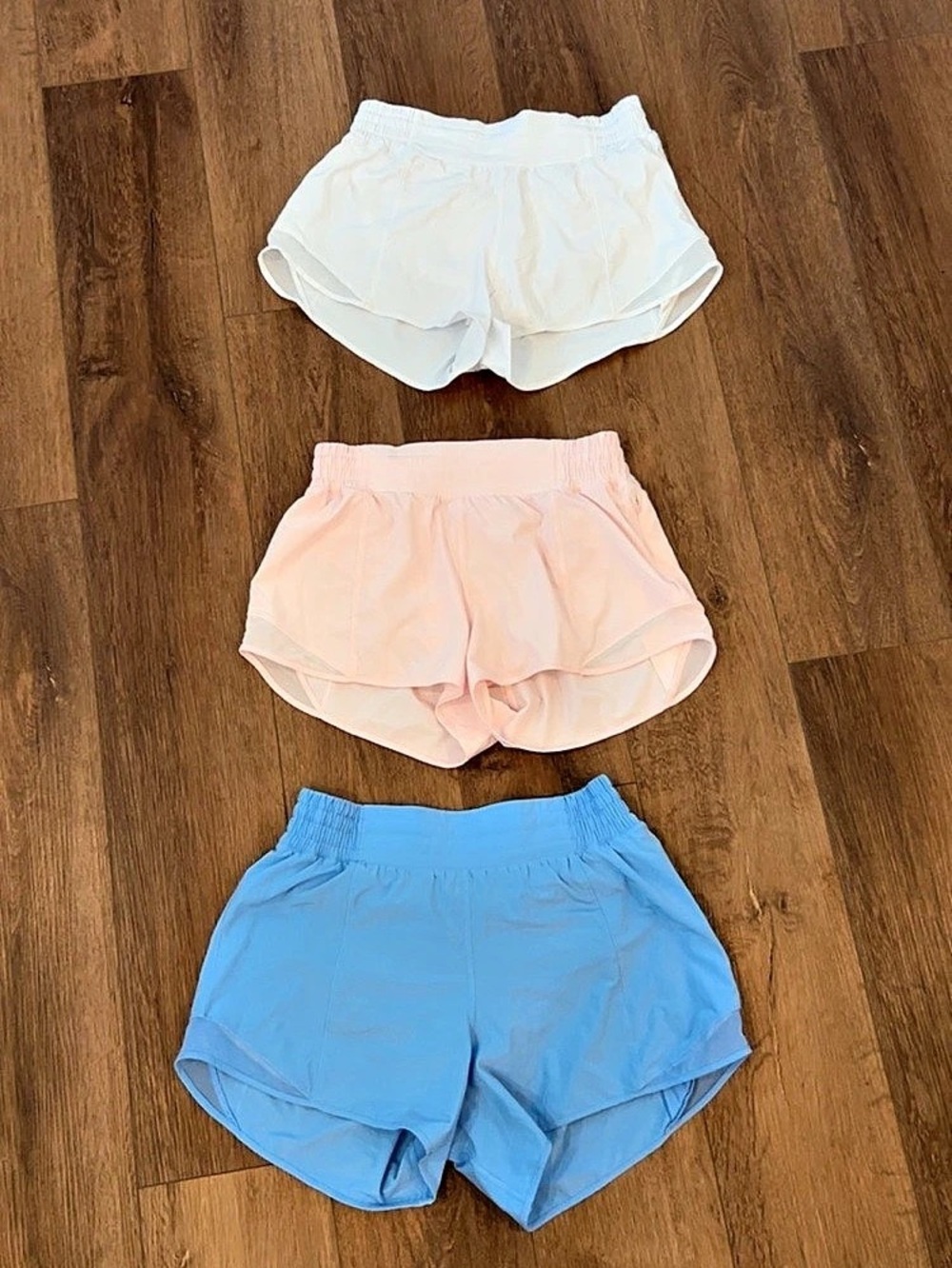 Lululemon Hotty hots size 8